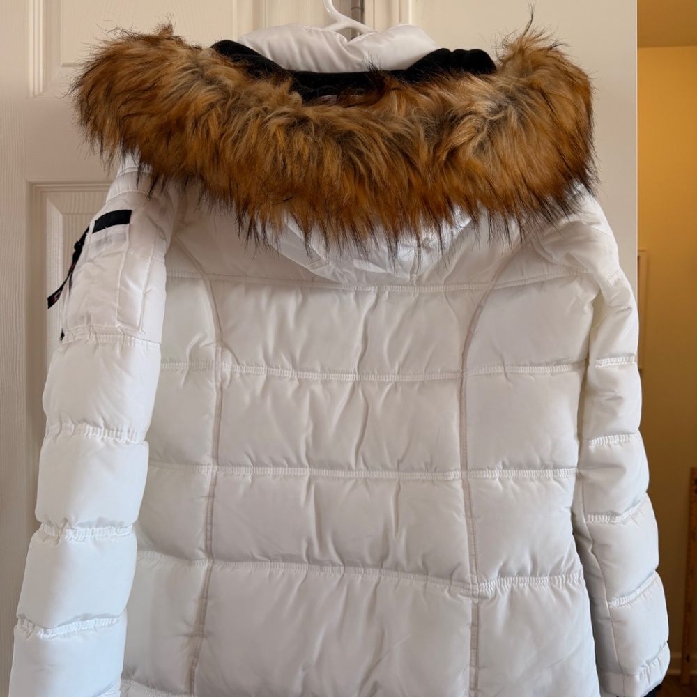 Coat - Picture 4 of 6